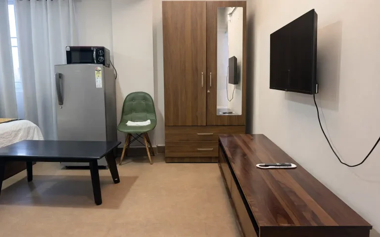 Living Area-2 702