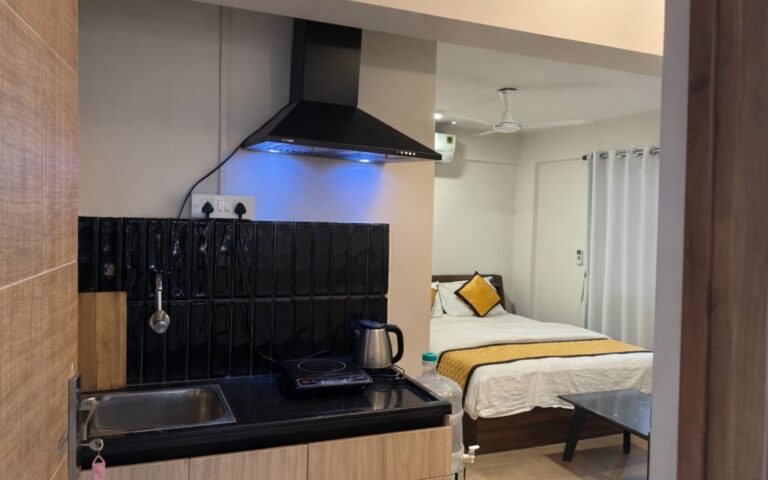 Furnished Studio Serviced Apartment